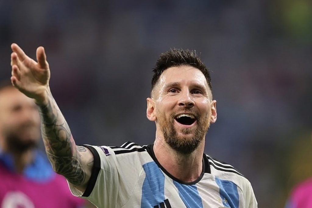 Lionel Messi đã hoàn thành bộ sưu tập các danh hiệu trong bóng đá của mình