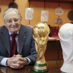 Tìm hiểu chính xác cúp vàng World Cup làm bằng gì?